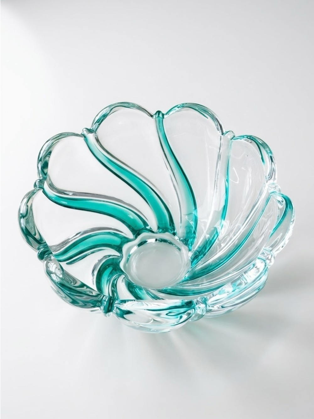 Vintage Mikasa Peppermint Swirl Art Glass Scalloped Petal Bowl Trinket Dish 5in